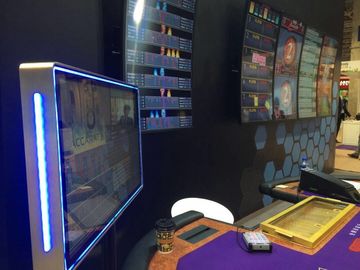 23.5 Đèn tường bên hai Digital Signage Logitech 15 Mega Pixel