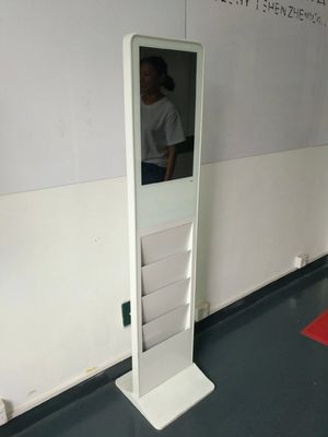 Kiosk bảng hiệu kỹ thuật số dạng đứng sàn 21.5-65 inch độ phân giải 1920x1080