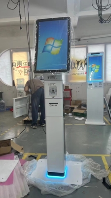 Kiosk tự phục vụ 23,6 inch cong nhỏ với màn hình cảm ứng