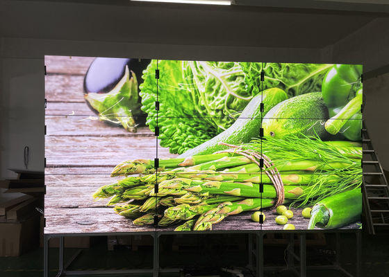 Gắn tường 250W 55 inch 500nits LG video Treo tường Bezel 1,8mm